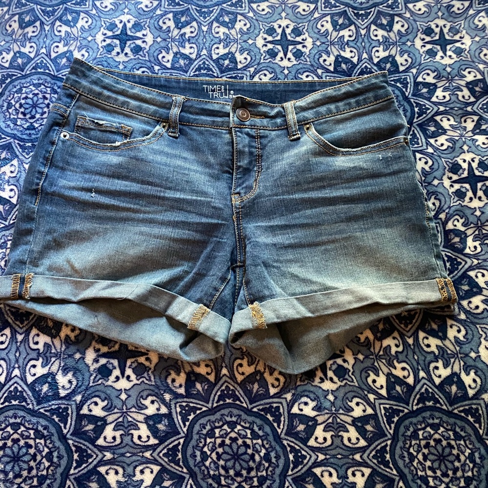 Time and Tru Mid Rise Demin Shorts